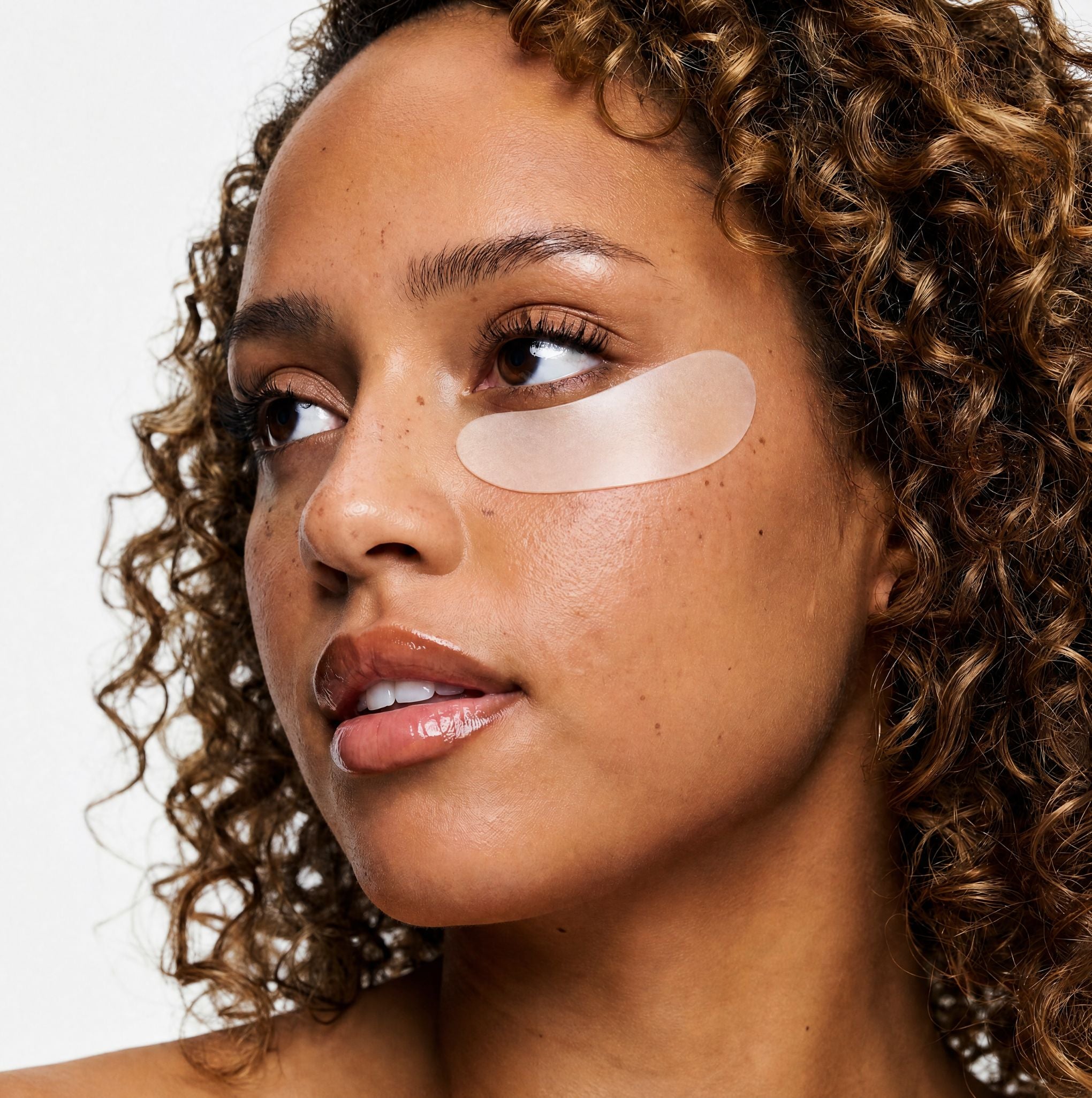 Reusable Eye Wrinkle Smoothing Patches